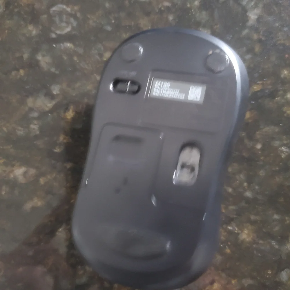 Logitech M185 Wireless Mouse